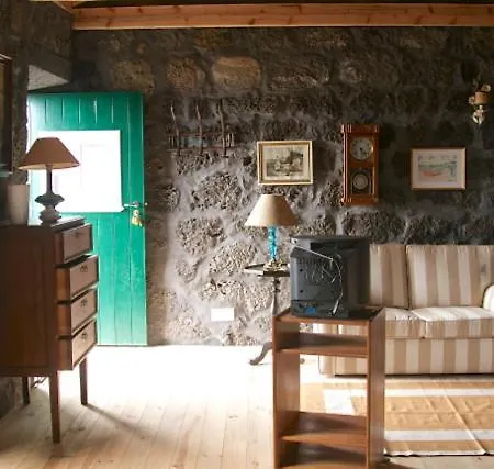 Aldeia Cagarras * Santo Amaro (Azores)