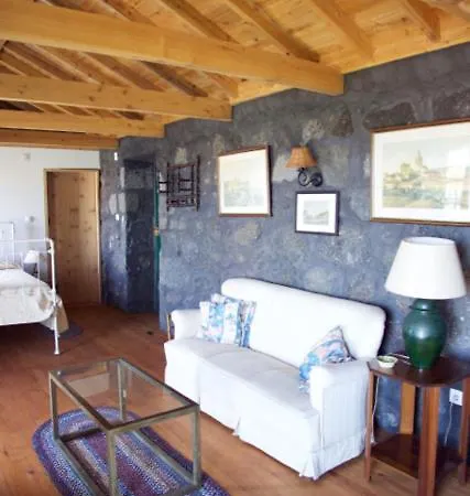 Aldeia Cagarras Country house Santo Amaro (Azores)