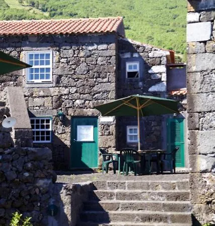 Aldeia Cagarras Country house
