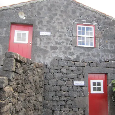 Aldeia Cagarras Country house