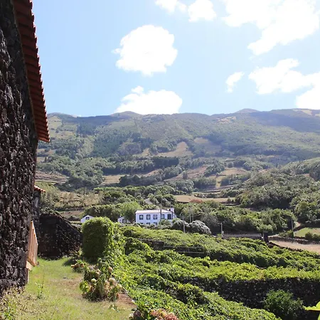 Aldeia Cagarras Country house *