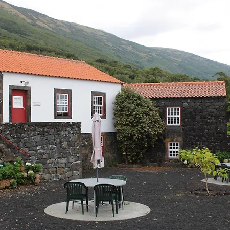 Country house Aldeia Cagarras Santo Amaro (Azores)